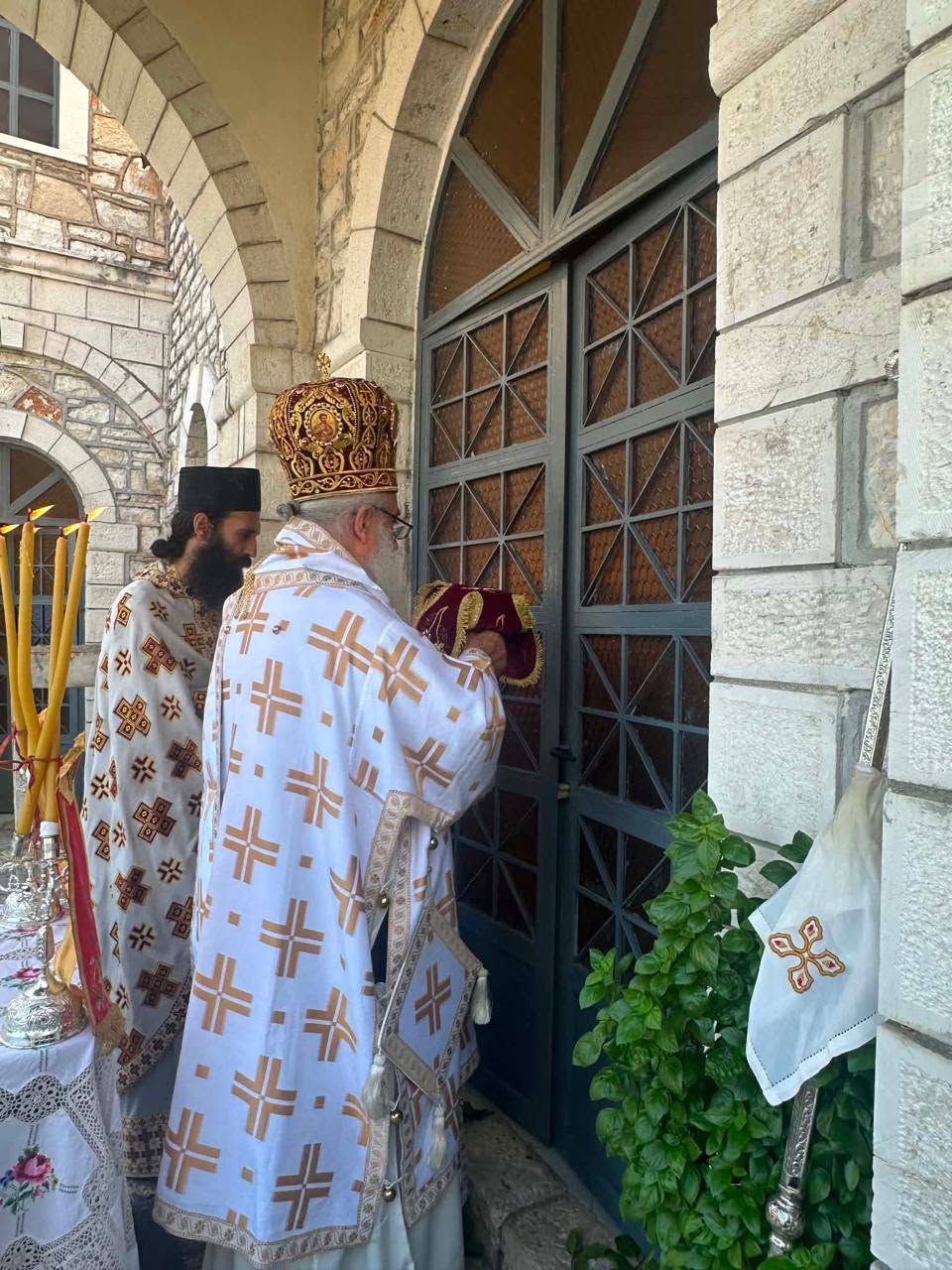 Ο Μητροπολίτης Αργυροκάστρου Ναθαναήλ εγκαινίασε ναό στη Δίβρη - μια φωτογραφία 7