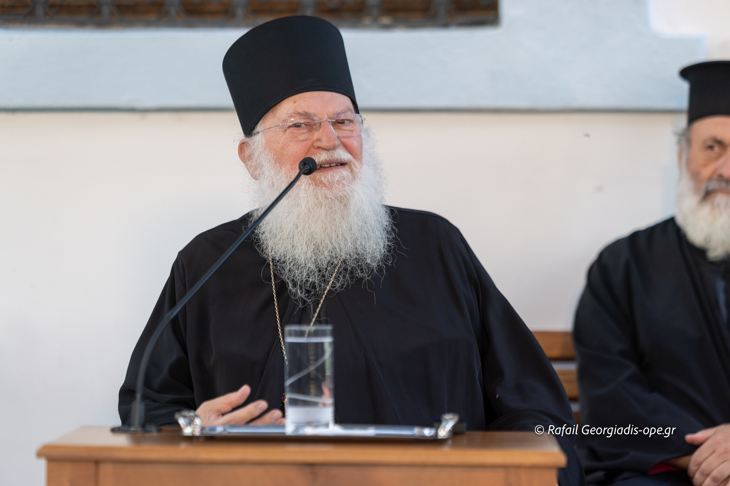 Πνευματική σύναξη πραγματοποίησε ο Γέροντας Εφραίμ στο Πόρτο Λάγος - μια φωτογραφία 1