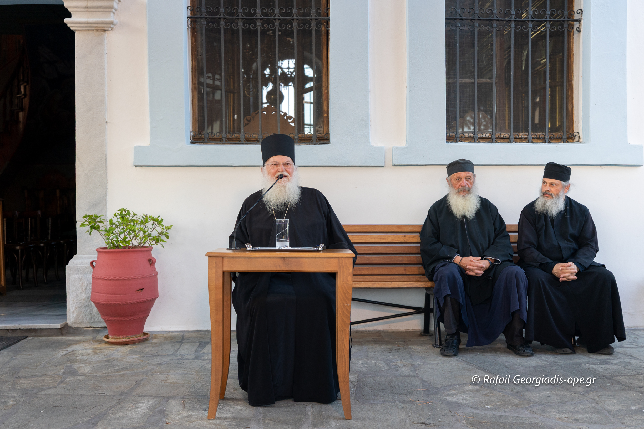 Πνευματική σύναξη πραγματοποίησε ο Γέροντας Εφραίμ στο Πόρτο Λάγος - μια φωτογραφία 5
