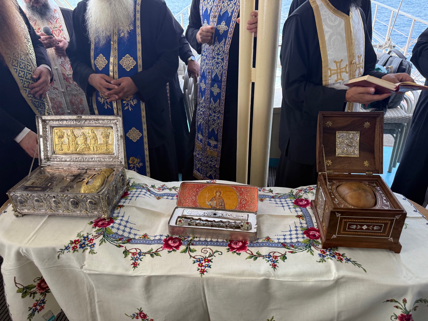Προσκυνηματικό περίπλου στο Άγιον Όρος πραγματοποίησε η Μητρόπολη Κίτρους - μια φωτογραφία 6
