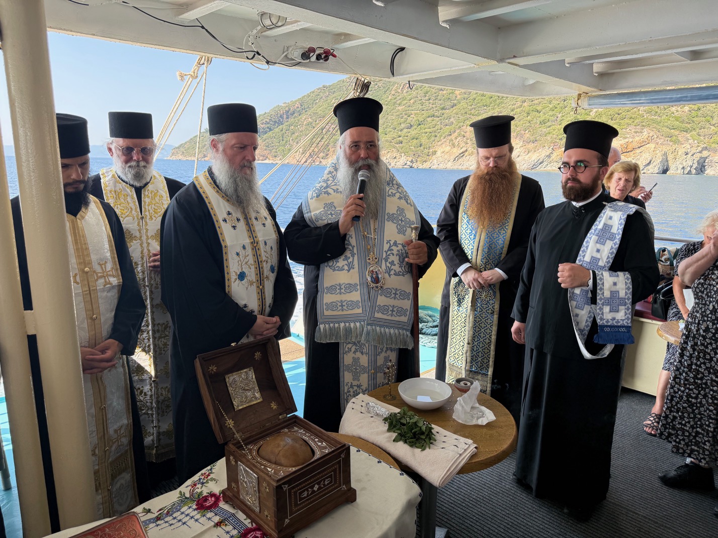 Προσκυνηματικό περίπλου στο Άγιον Όρος πραγματοποίησε η Μητρόπολη Κίτρους - μια φωτογραφία 7