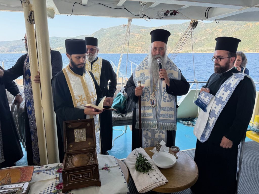 Προσκυνηματικό περίπλου στο Άγιον Όρος πραγματοποίησε η Μητρόπολη Κίτρους - μια φωτογραφία 8