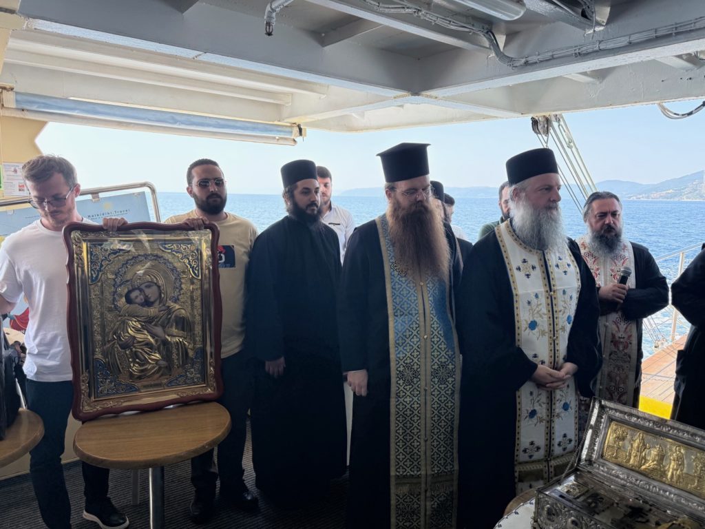 Προσκυνηματικό περίπλου στο Άγιον Όρος πραγματοποίησε η Μητρόπολη Κίτρους - μια φωτογραφία 13