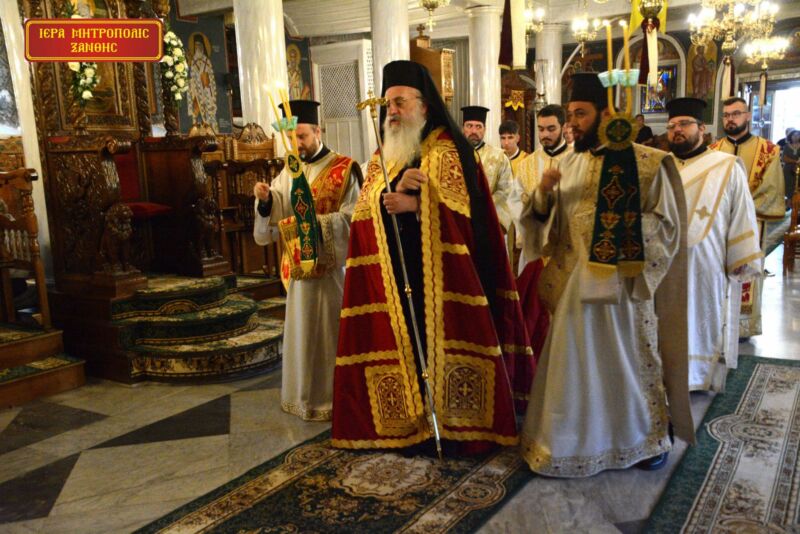 Τεμάχιο λίθου από τον Τάφο της Παναγίας δωρήθηκε στη Μητρόπολη Ξάνθης - μια φωτογραφία 3