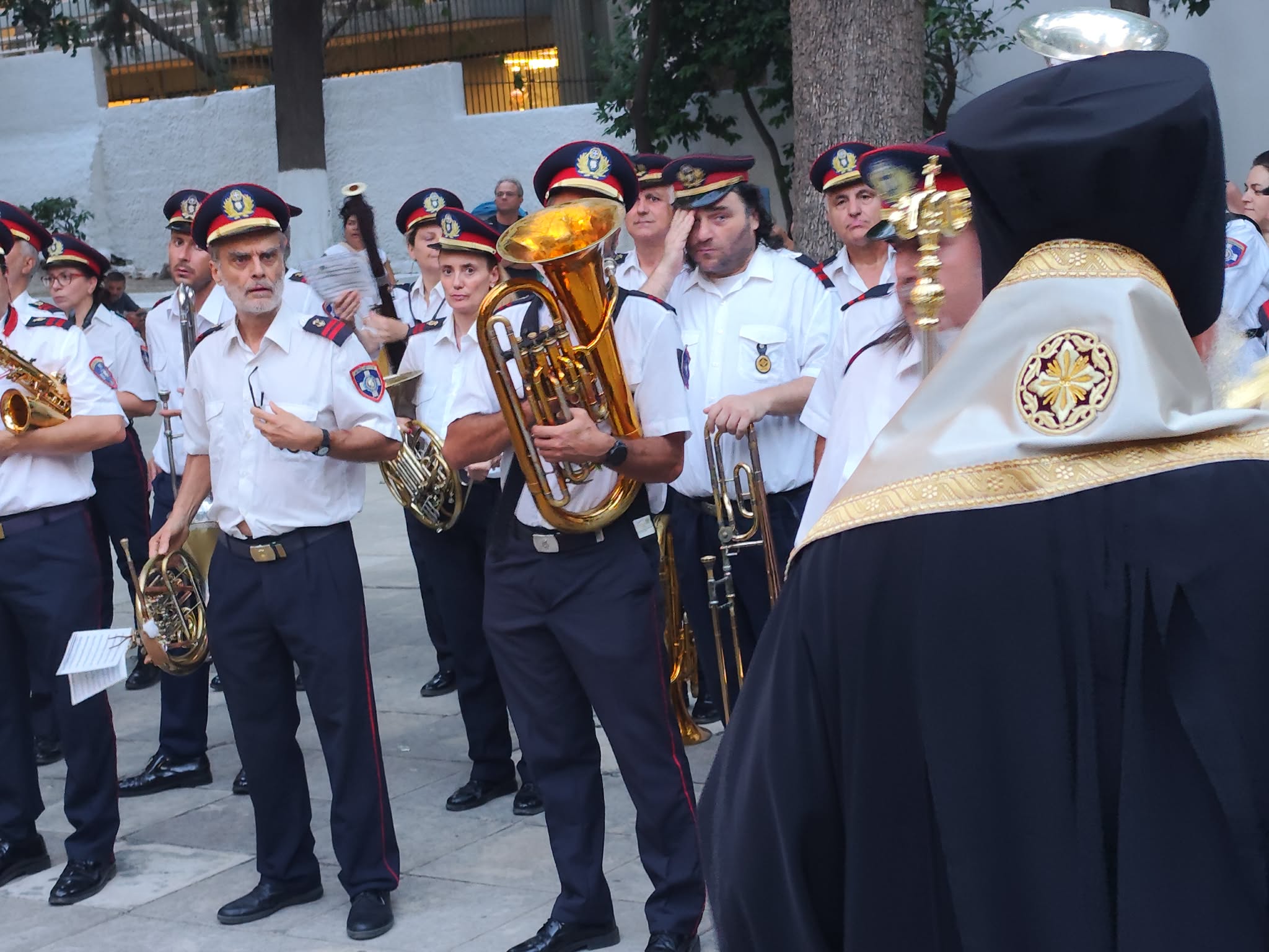 Πάνδημος εορτασμός για την Κατάθεση της Τιμίας Ζώνης στην Κυψέλη - μια φωτογραφία 7
