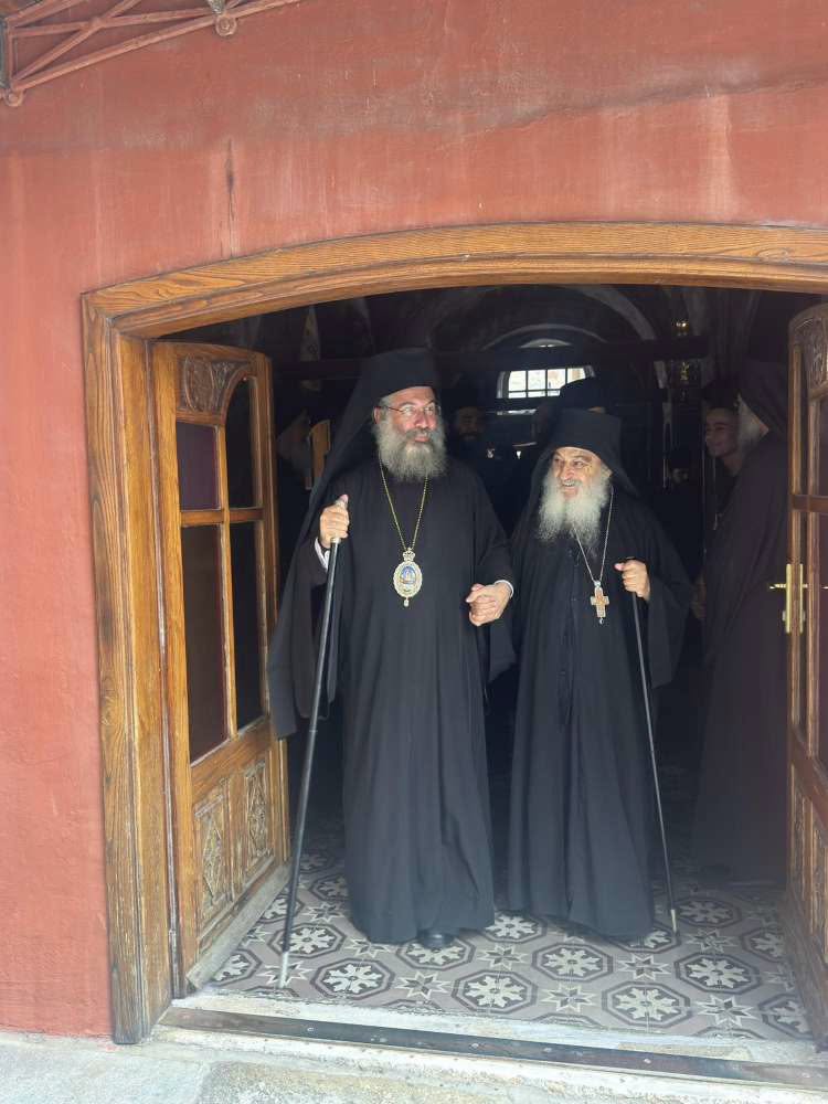 Ο Μητροπολίτης Ρεθύμνης ολοκλήρωσε το προσκύνημα στο Άγιον Όρος - μια φωτογραφία 6