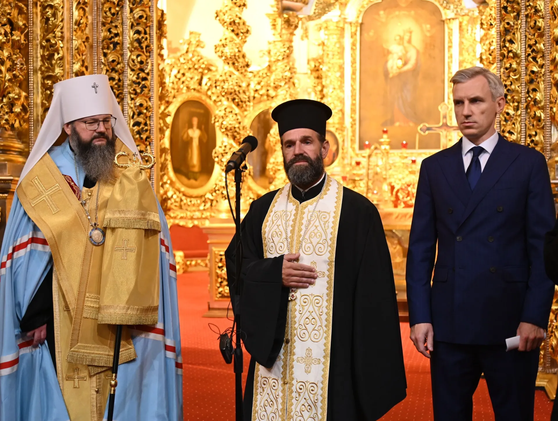 Η δεξιά χείρ του Αγίου Σπυρίδωνος έφτασε στο Σμολένσκ - μια φωτογραφία 8