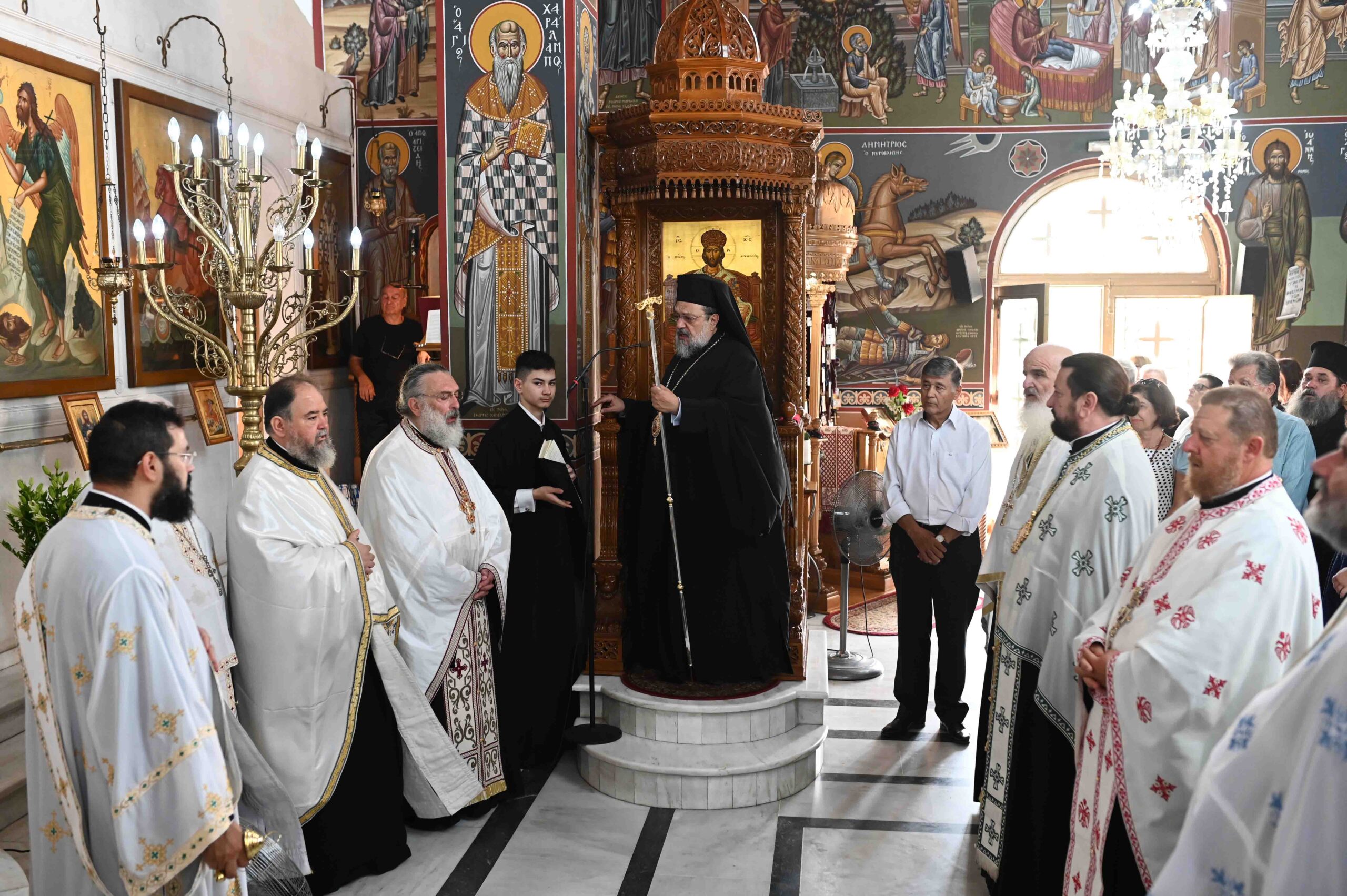 Η Καλαμάτα υποδέχθηκε την Ιερά Εικόνα της Παναγίας Δημιοβίτισσας - μια φωτογραφία 4