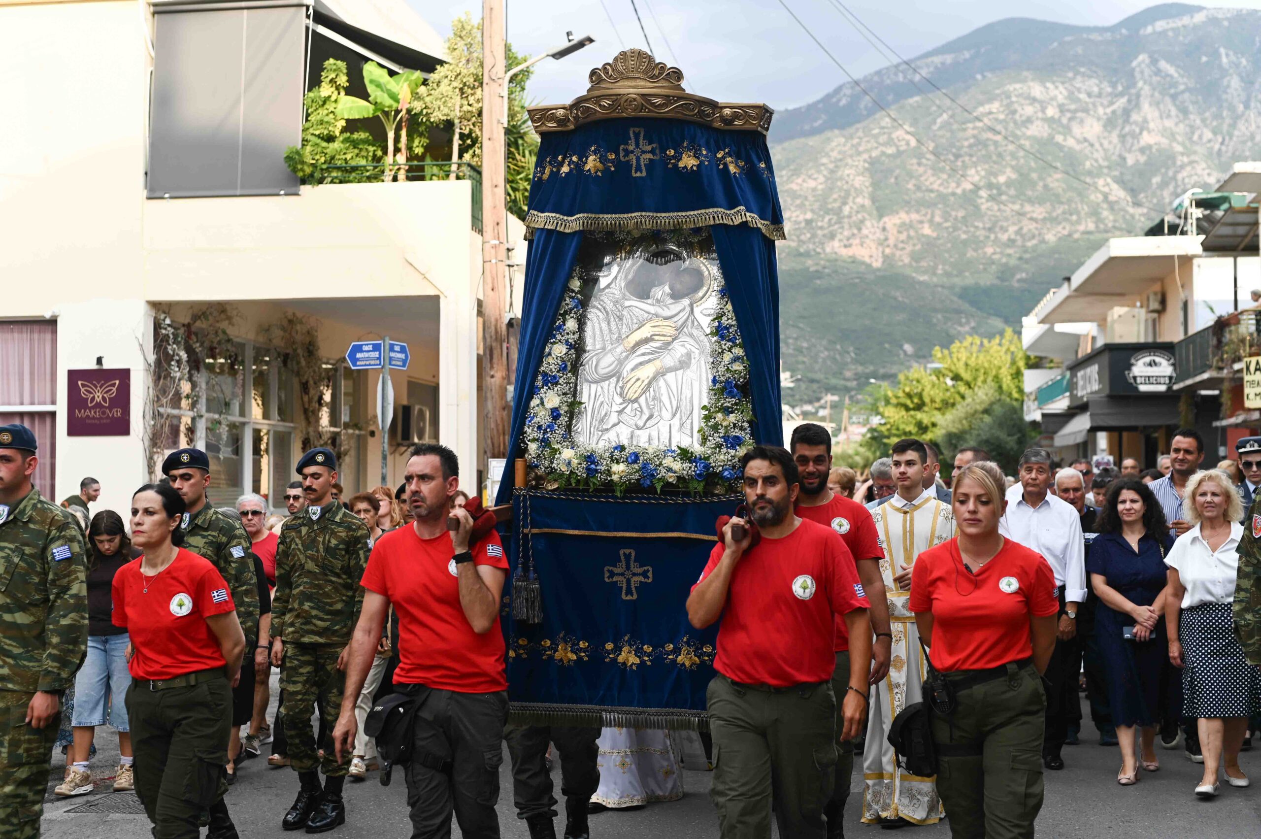 Η Καλαμάτα υποδέχθηκε την Ιερά Εικόνα της Παναγίας Δημιοβίτισσας - μια φωτογραφία 6