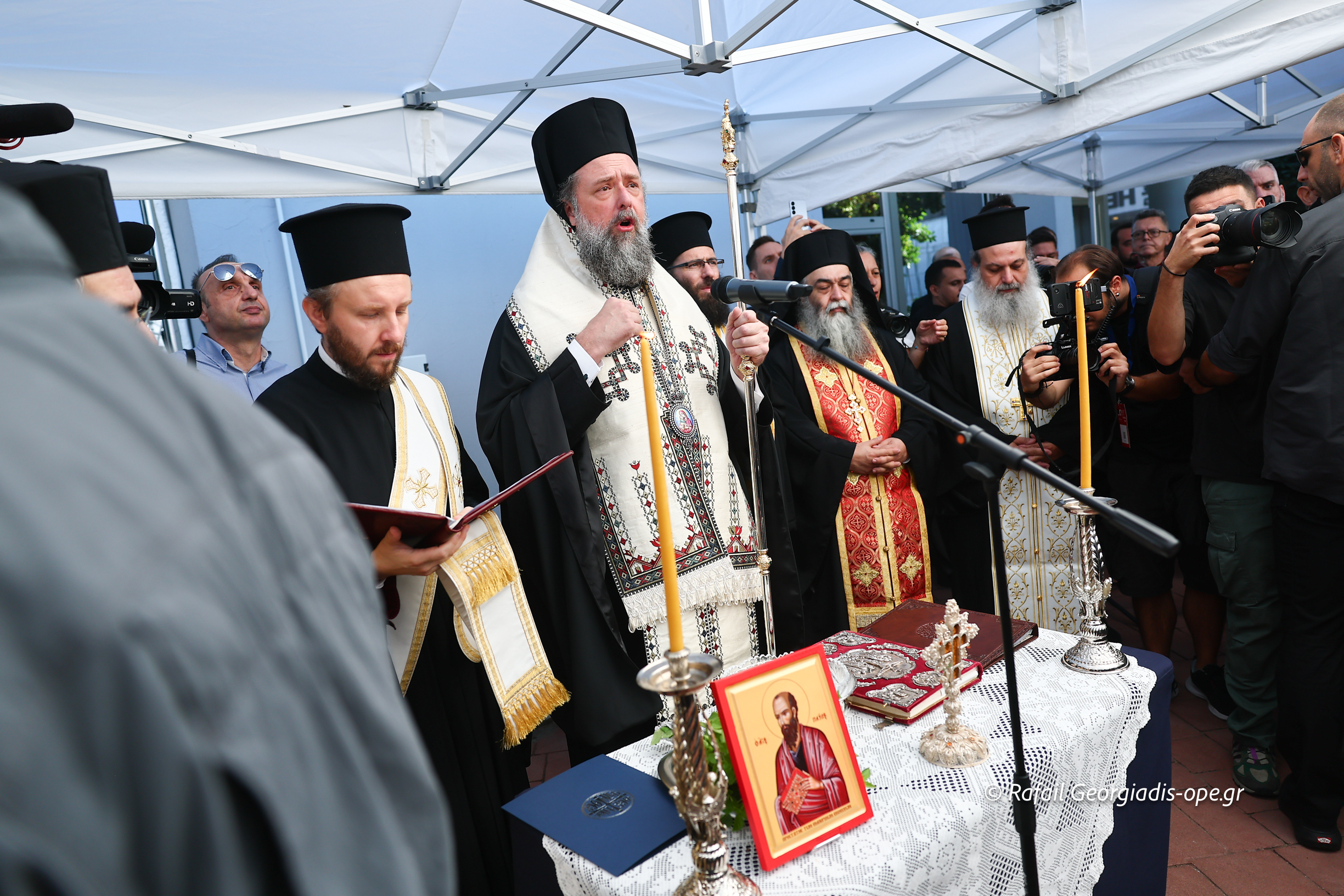 Ο Μητροπολίτης Θεσσαλονίκης Φιλόθεος τέλεσε αγιασμό για την 90ή ΔΕΘ - μια φωτογραφία 1
