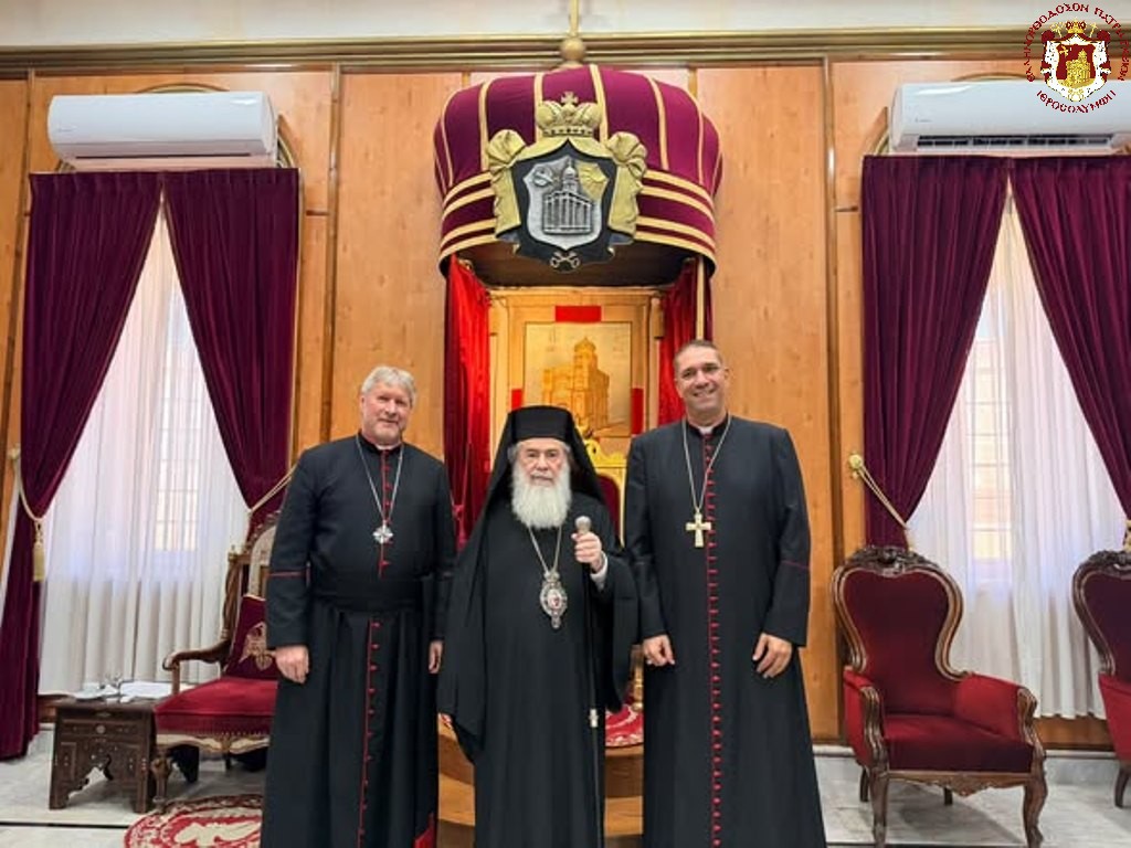 Ο Πατριάρχης Ιεροσολύμων Θεόφιλος δέχθηκε τον υποστράτηγο Ιωάννη Κορρέ - μια φωτογραφία 3