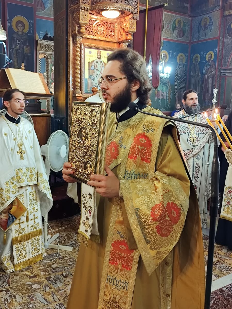 Χειροτόνησε Διάκονο τον Μοναχό Αρσένιο ο Μητροπολίτης Θεσσαλιώτιδος - μια φωτογραφία 6