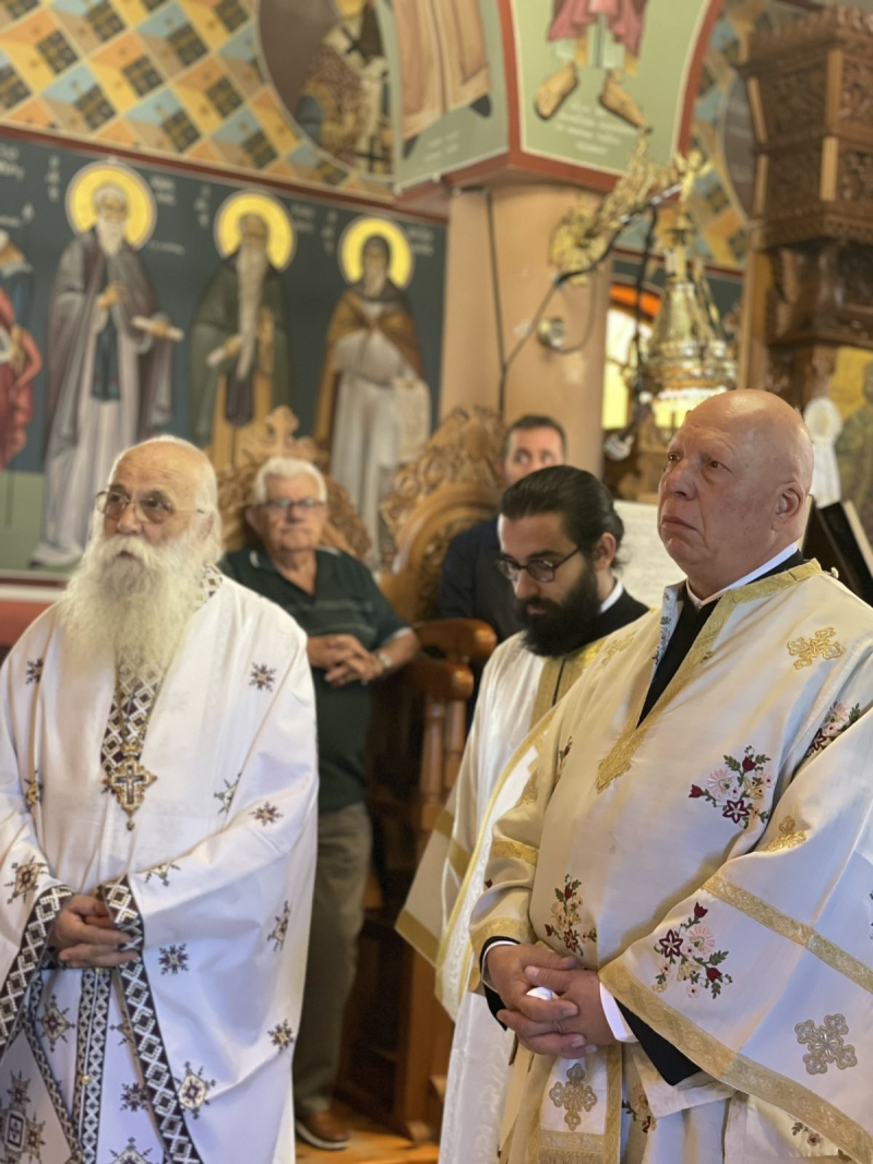 Χειροτονία διακόνου και πρεσβυτέρου τελέσθηκε στη Μητρόπολη Γρεβενών - μια φωτογραφία 6