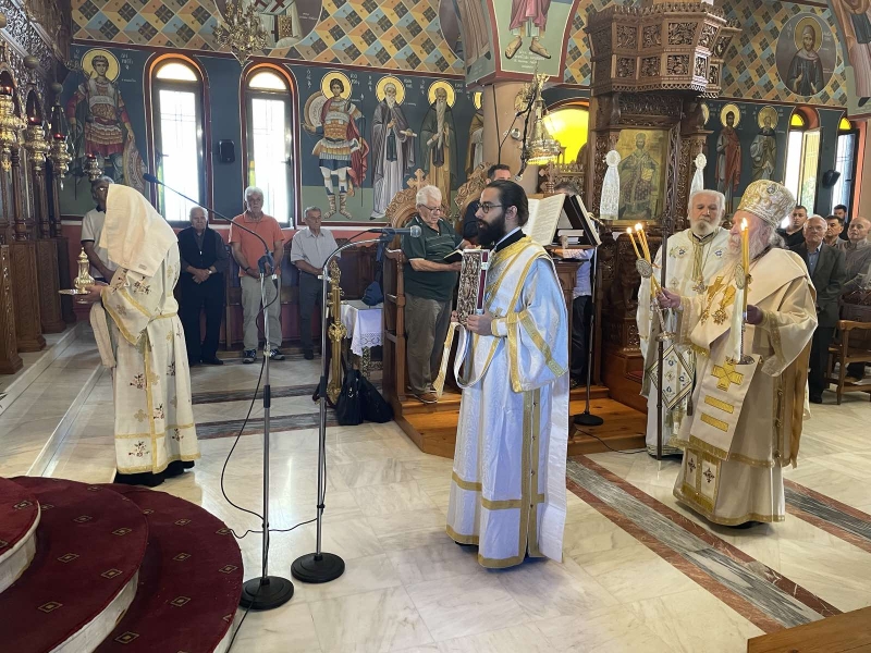 Χειροτονία διακόνου και πρεσβυτέρου τελέσθηκε στη Μητρόπολη Γρεβενών - μια φωτογραφία 9