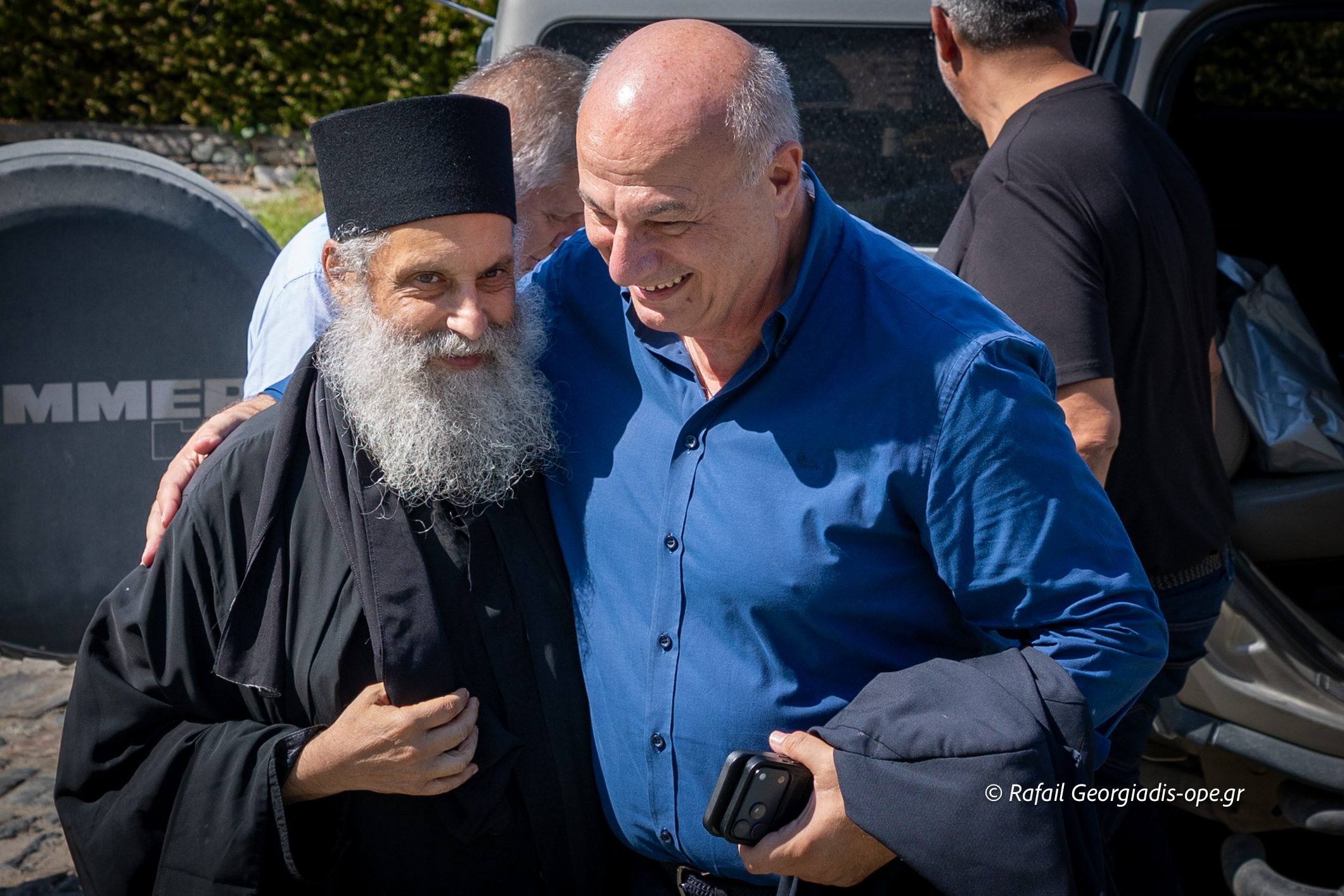 H Μονή Βατοπαιδίου υποδέχθηκε θερμά τον Μητροπολίτη Θεσσαλιώτιδος - μια φωτογραφία 3