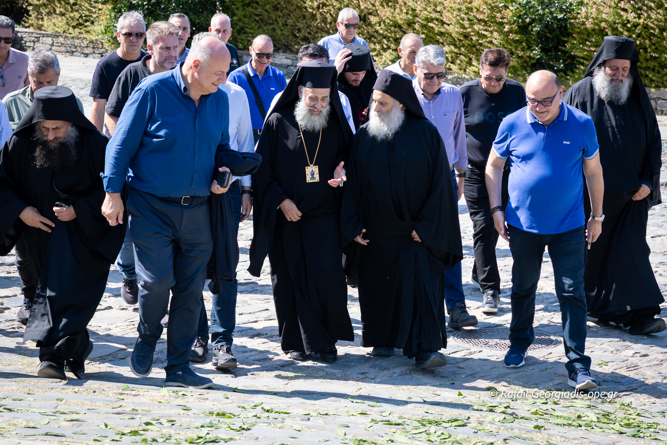 H Μονή Βατοπαιδίου υποδέχθηκε θερμά τον Μητροπολίτη Θεσσαλιώτιδος - μια φωτογραφία 4
