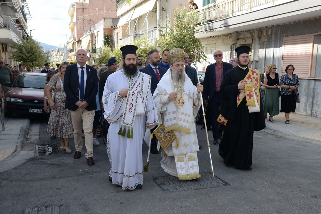 Η Μητρόπολη Πατρών τίμησε τους Ήρωες της Μικρασιατικής Καταστροφής - μια φωτογραφία 14
