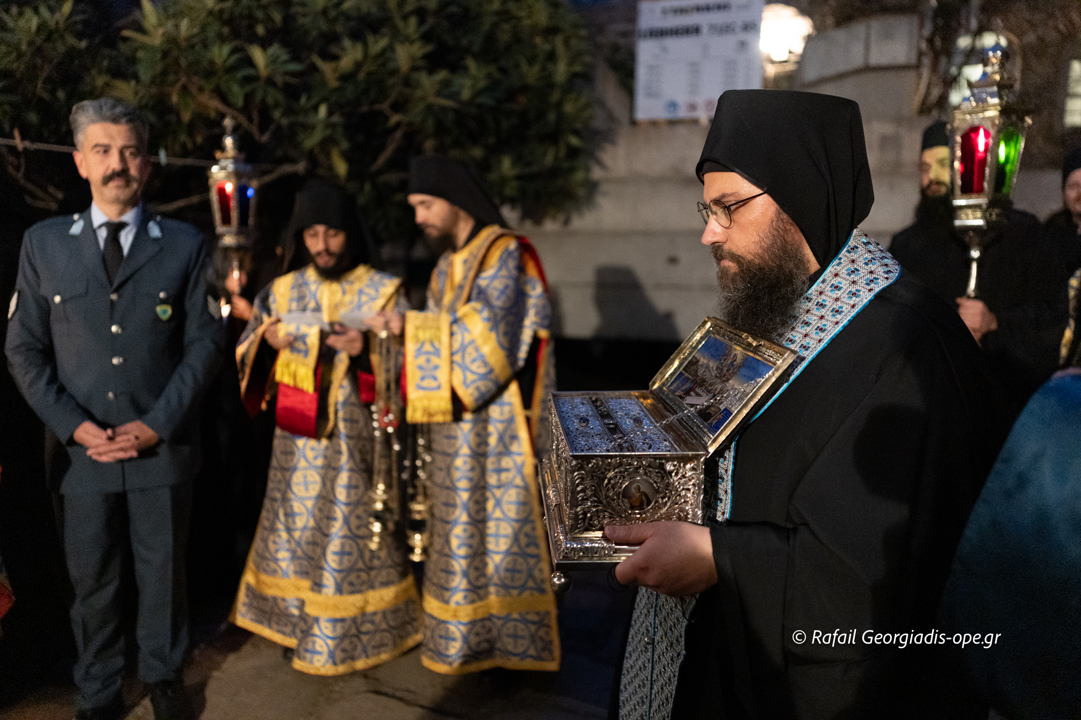 Λαμπρά εορτάστηκε η Κατάθεση της Τιμίας Ζώνης στη Μονή Βατοπαιδίου - μια φωτογραφία 10