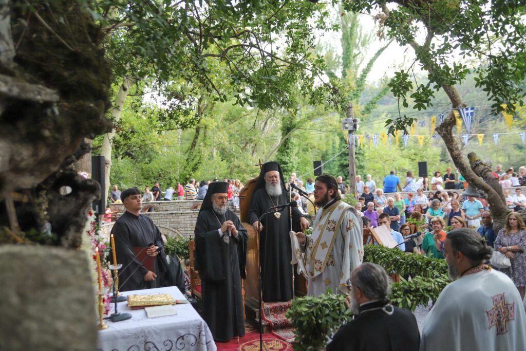 Εορτάστηκε η Αγία Θεοδώρα στη Βάστα Μεγαλοπόλεως - μια φωτογραφία 4