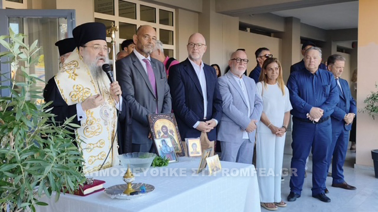 Ο Μητροπολίτης Πατρών τέλεσε Αγιασμό σε σχολεία της Πάτρας - μια φωτογραφία 5
