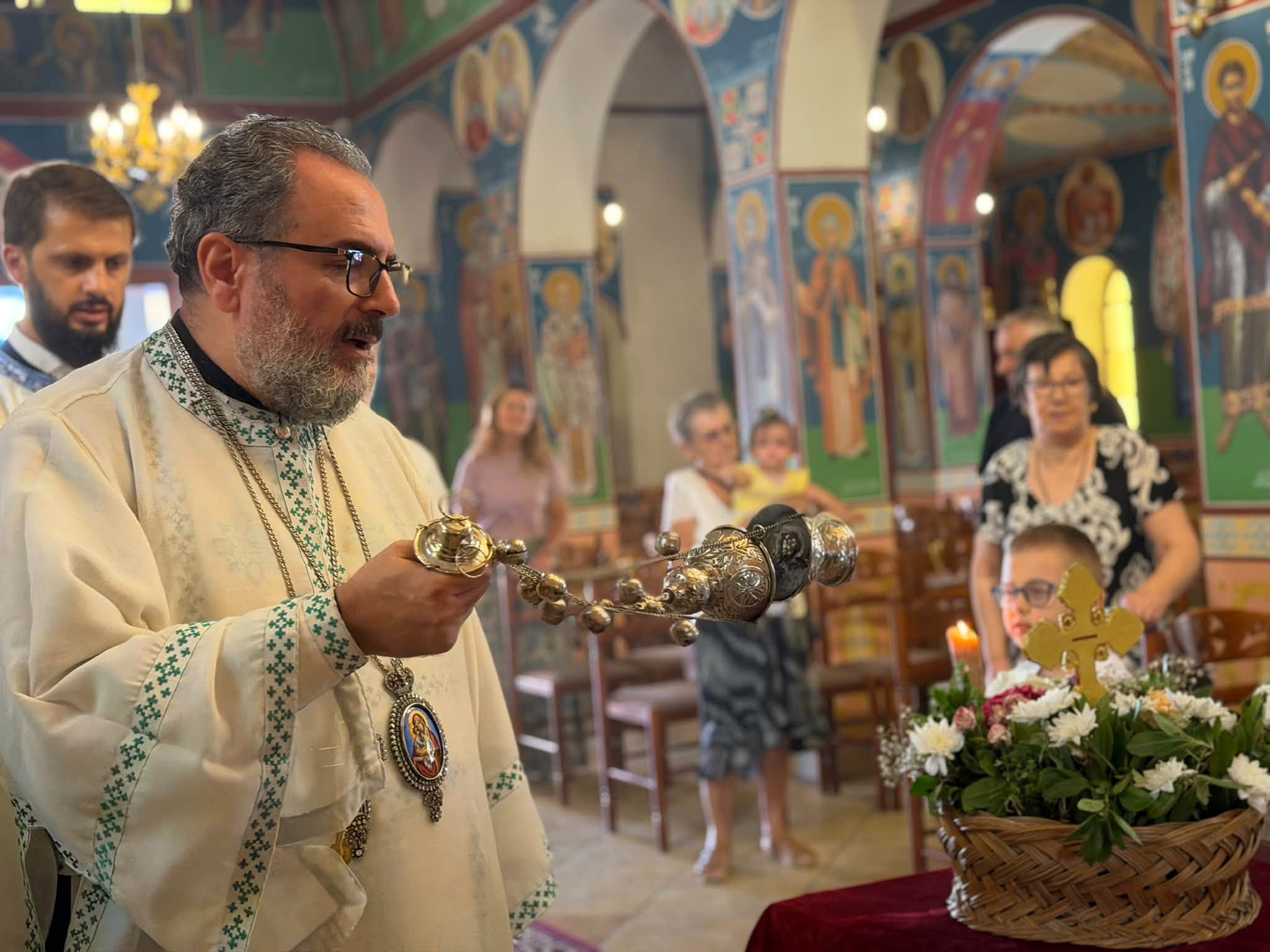 Η Ορθόδοξη Αλβανία εόρτασε πανηγυρικά την Ύψωση του Τιμίου Σταυρού - μια φωτογραφία 7