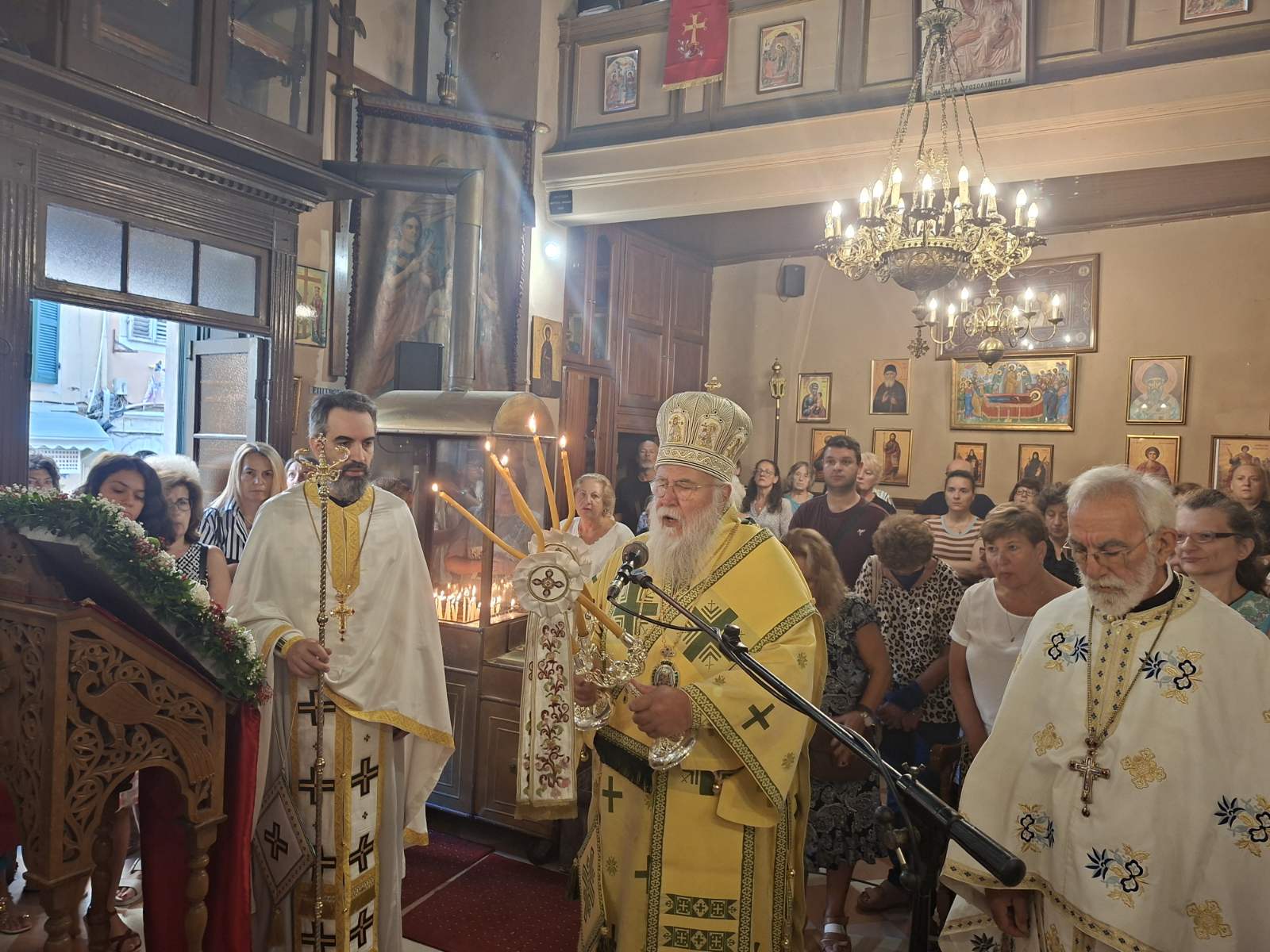 Μητροπολίτης Κερκύρας Νεκτάριος: «Αντισταθείτε στα ρεύματα της αθεΐας» - μια φωτογραφία 5