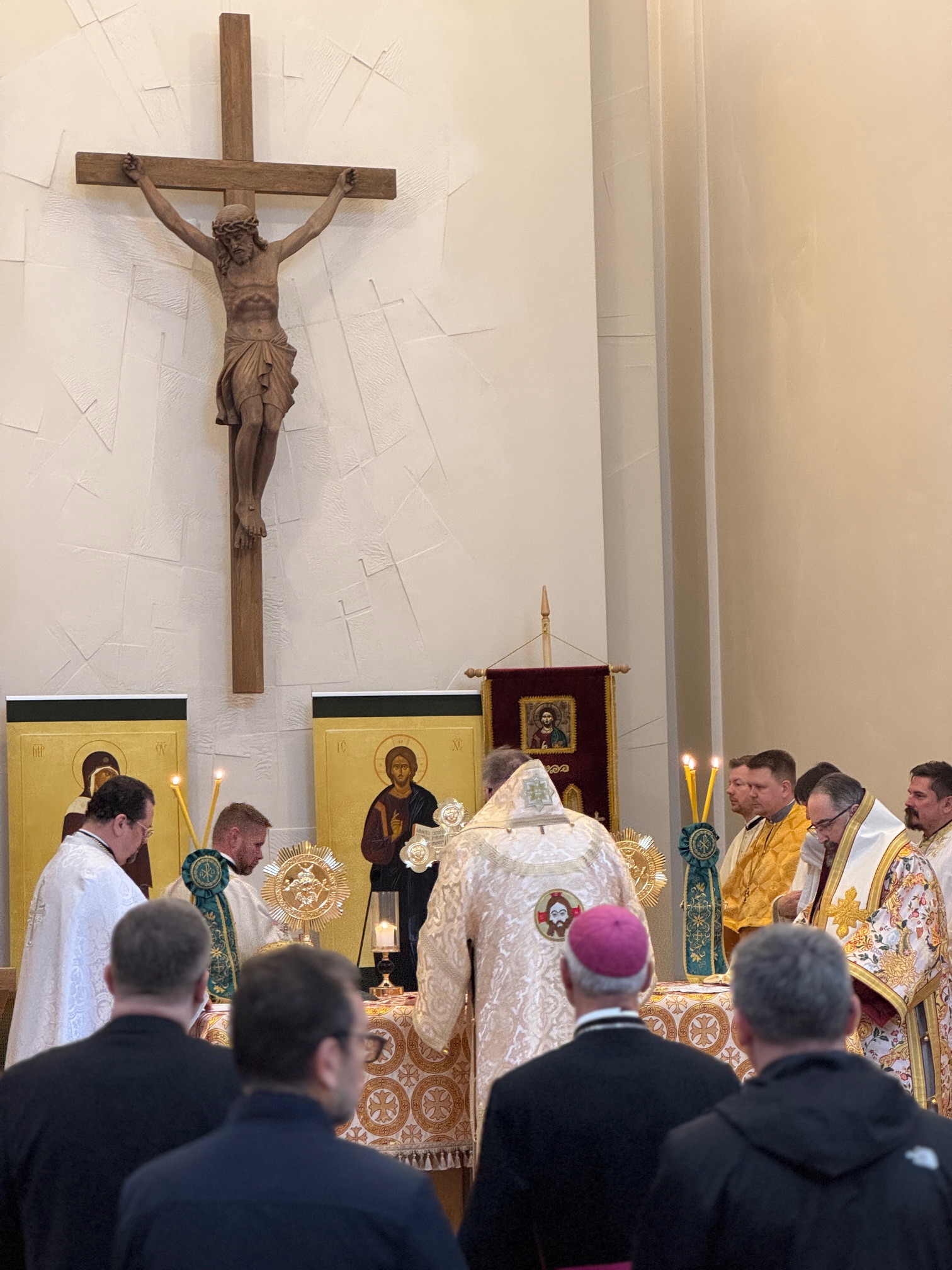 Εκπρόσωποι τριών Εκκλησιών συλλειτούργησαν στη Λιθουανία παρουσία αλλοδόξων - μια φωτογραφία 2