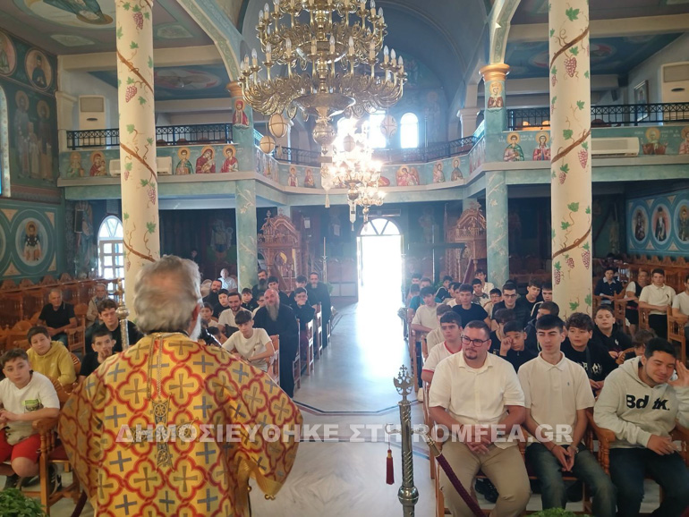 Νέοι της Μητρόπολης Καλαμαριάς επισκέφθηκαν την Μητρόπολη Σιδηροκάστρου - μια φωτογραφία 7