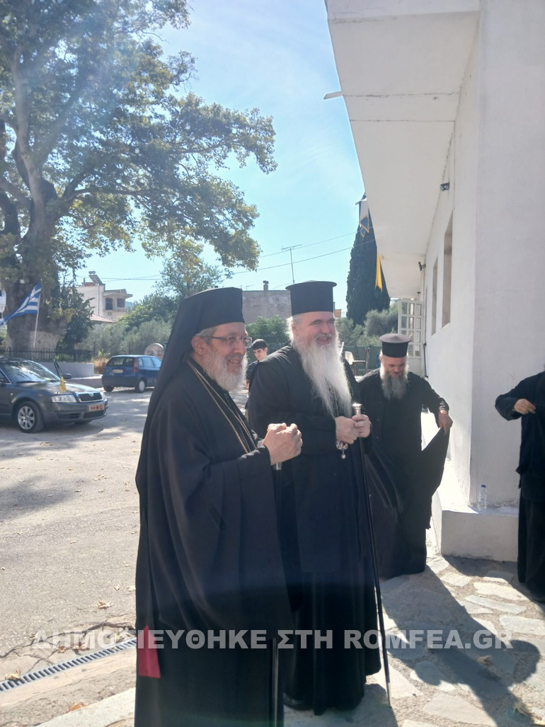 Νέοι της Μητρόπολης Καλαμαριάς επισκέφθηκαν την Μητρόπολη Σιδηροκάστρου - μια φωτογραφία 16