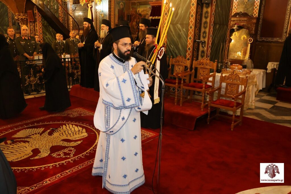 Πολυαρχιερατικός Εσπερινός για τα ονομαστήρια του Μητροπολίτη Μονεμβασίας - μια φωτογραφία 3