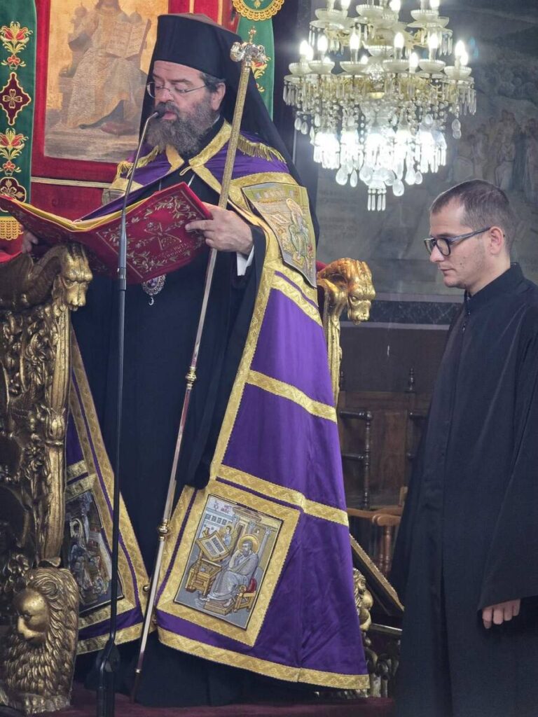 Η Καρδίτσα τίμησε τη μνήμη οκτώ τοπικών Αγίων παρουσία τριών Αρχιερέων - μια φωτογραφία 5