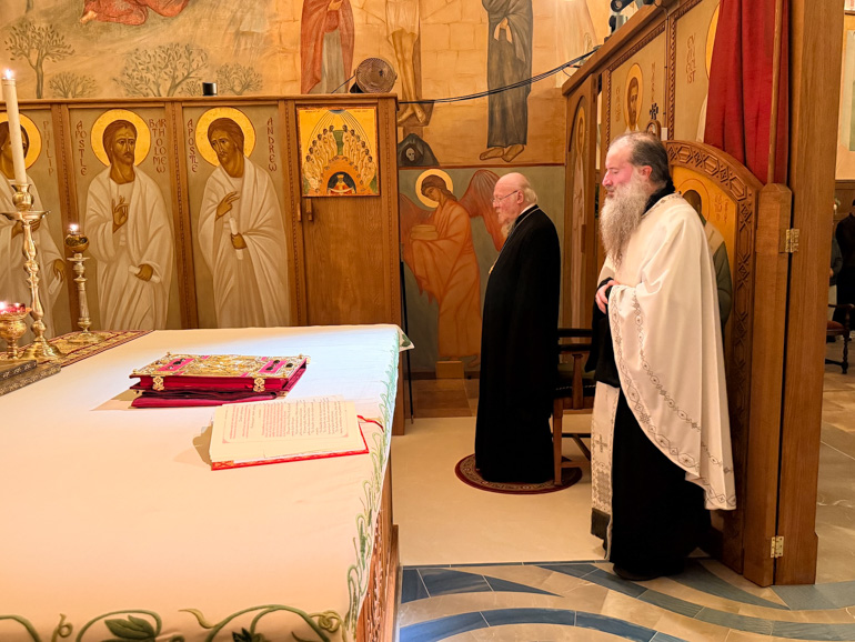 O Πατριάρχης Βαρθολομαίος χοροστάτησε στη Μονή Έσσεξ - μια φωτογραφία 5