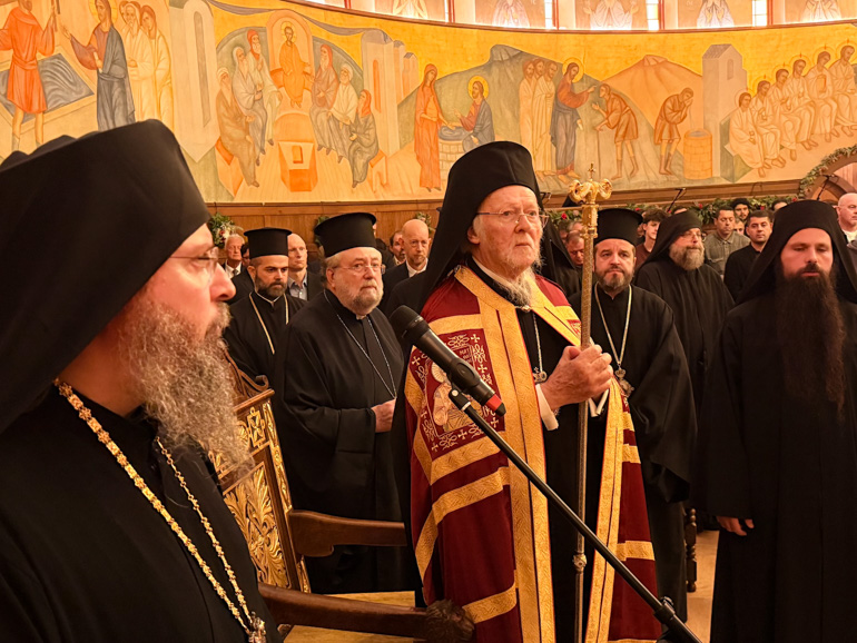 O Πατριάρχης Βαρθολομαίος χοροστάτησε στη Μονή Έσσεξ - μια φωτογραφία 17