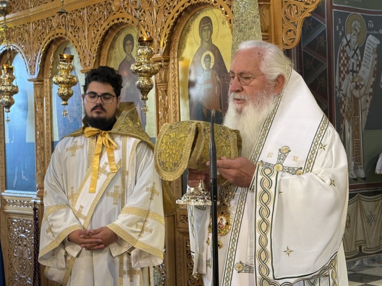 Μητροπολίτης Θηβών: «Η μνήμη των Μικρασιατών αποτελεί ζωντανή παρακαταθήκη» - μια φωτογραφία 2