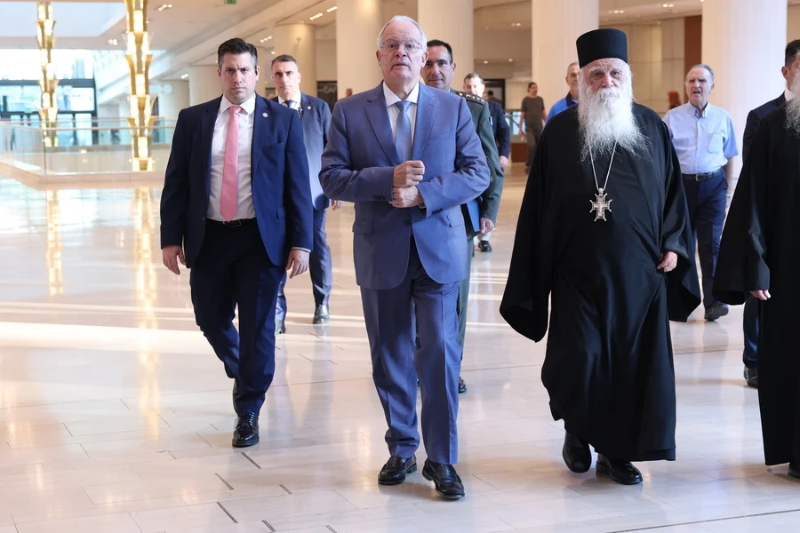 Μονή Ξενοφώντος Αγίου Όρους: Συγκίνηση για τα 50 χρόνια της αδελφότητας - μια φωτογραφία 5