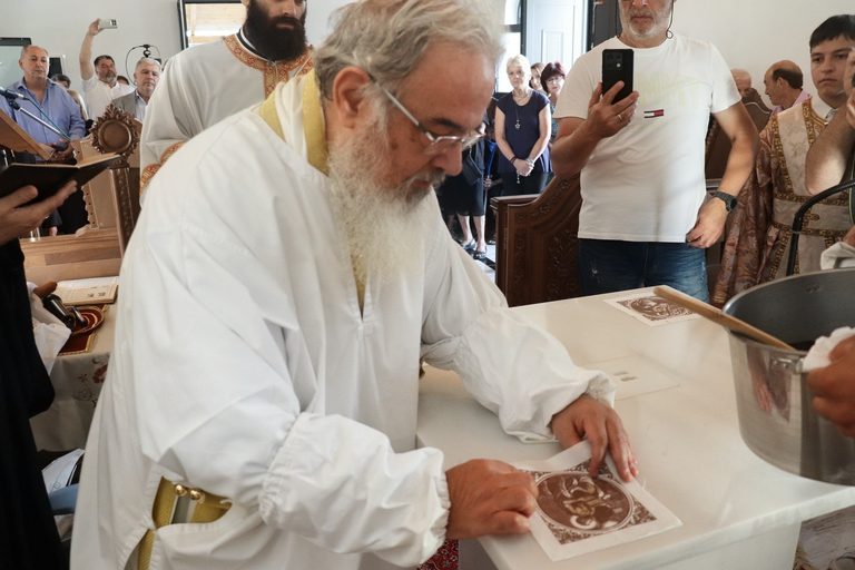 Εγκαινιάστηκε με κατάνυξη το παρεκκλήσι της Αγίας Μαρίνας στην Πρέβεζα - μια φωτογραφία 9