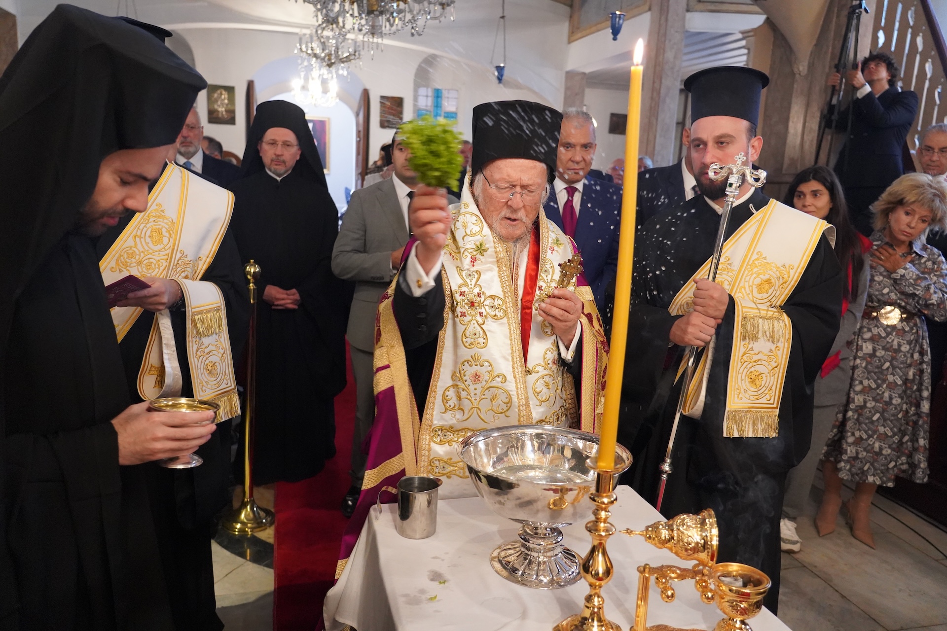 Πατριάρχης Βαρθολομαίος: «Ανακαινίσθηκε ο ναός, ας ανακαινισθούμε και εμείς» - μια φωτογραφία 17