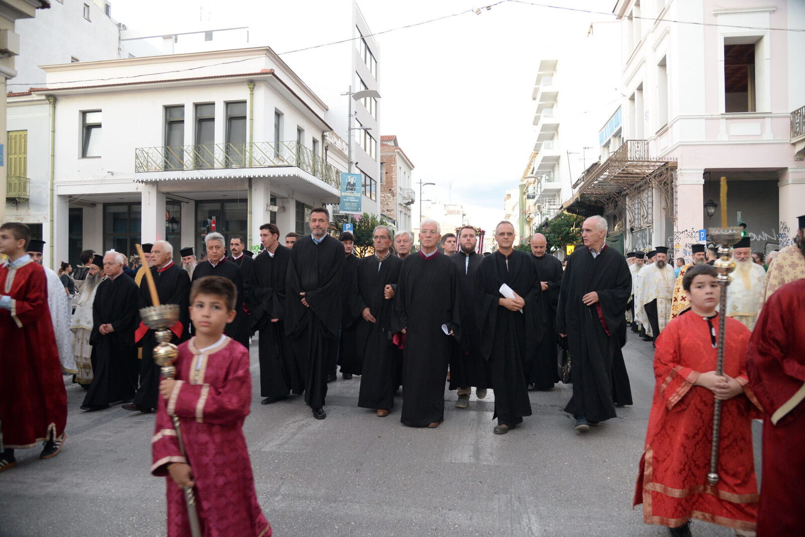 Η Πάτρα τίμησε τον Απόστολο Ανδρέα με μεγαλειώδη Λιτανεία για την Τιμία Κάρα - μια φωτογραφία 3