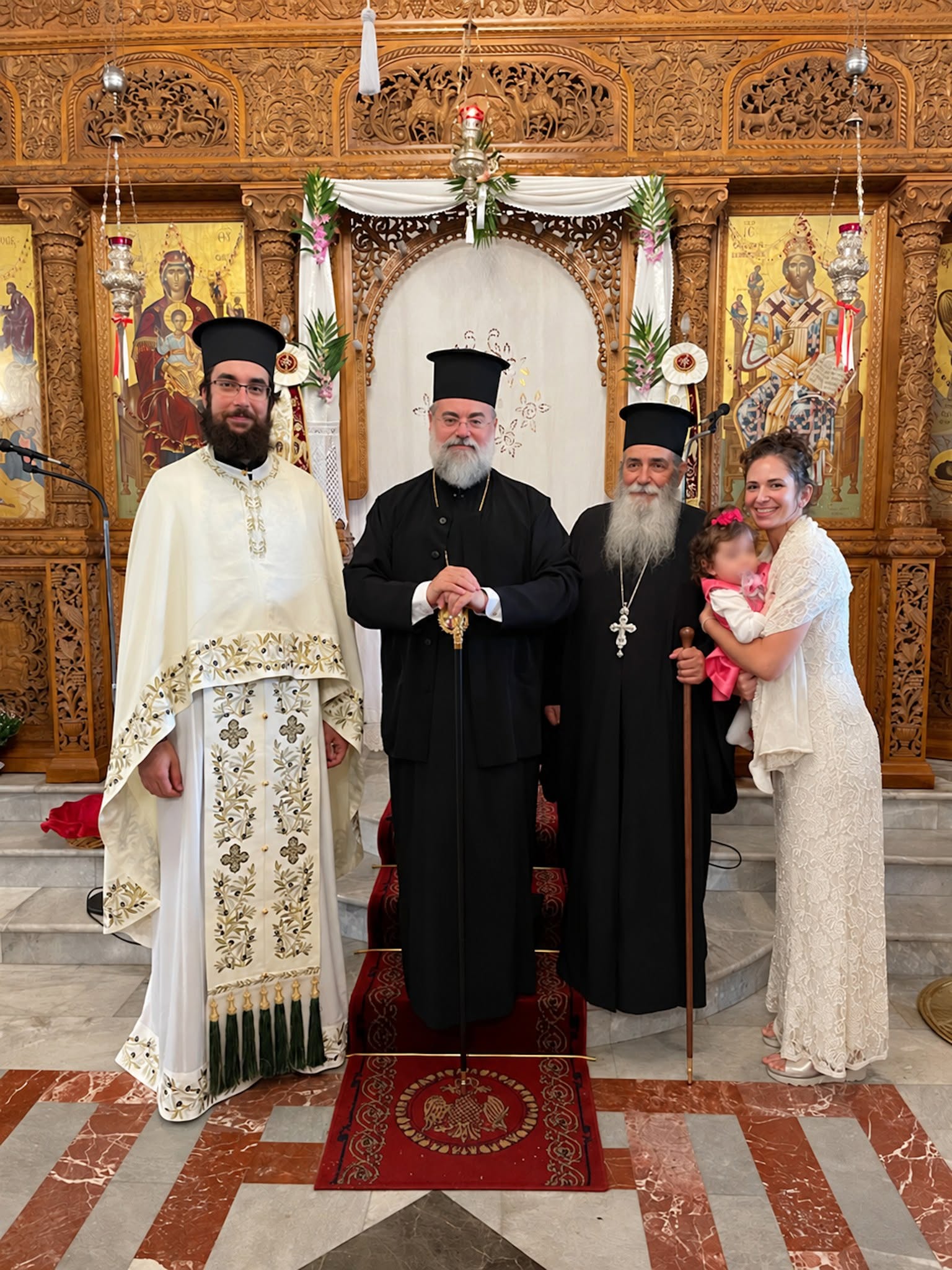 Πλήθος κόσμου στην Υποδοχή εικόνας της Παναγίας Θεραπεύτριας στα Χανιά - μια φωτογραφία 5
