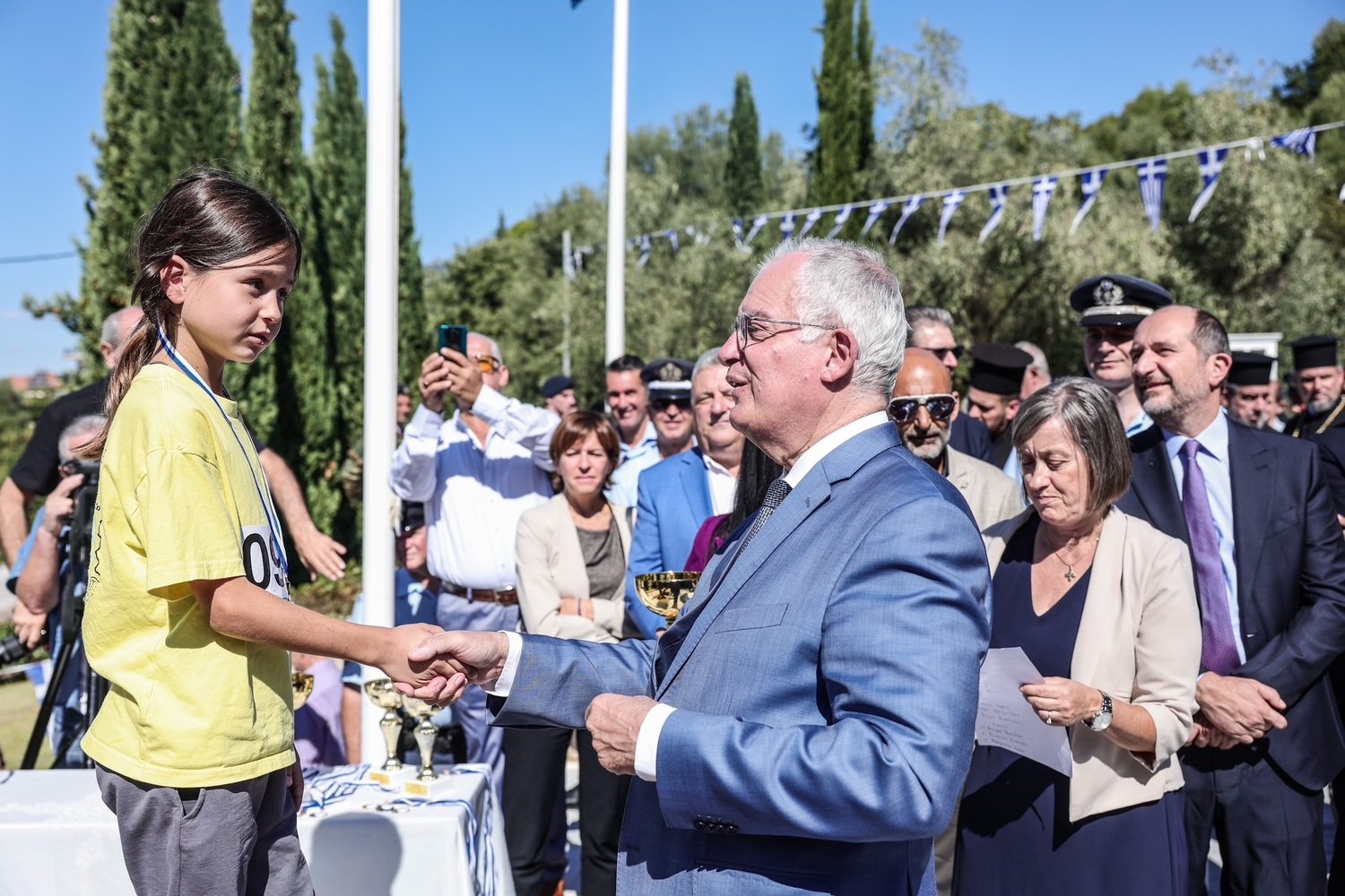 Σκληρό μήνυμα του ΠτΔ σε Αλβανία για τα εγκλήματα των Μουσουλμάνων Τσάμηδων - μια φωτογραφία 3