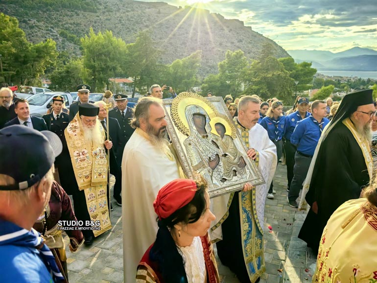 Το Ναύπλιο υποδέχθηκε την εικόνα της Παναγίας του Όρους των Ελαιών - μια φωτογραφία 1