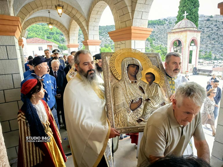 Το Ναύπλιο υποδέχθηκε την εικόνα της Παναγίας του Όρους των Ελαιών - μια φωτογραφία 2