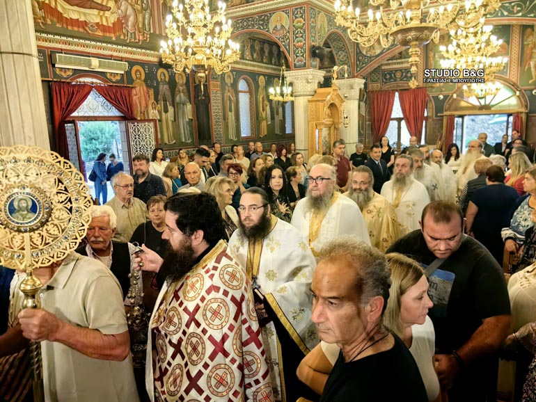Το Ναύπλιο υποδέχθηκε την εικόνα της Παναγίας του Όρους των Ελαιών - μια φωτογραφία 3
