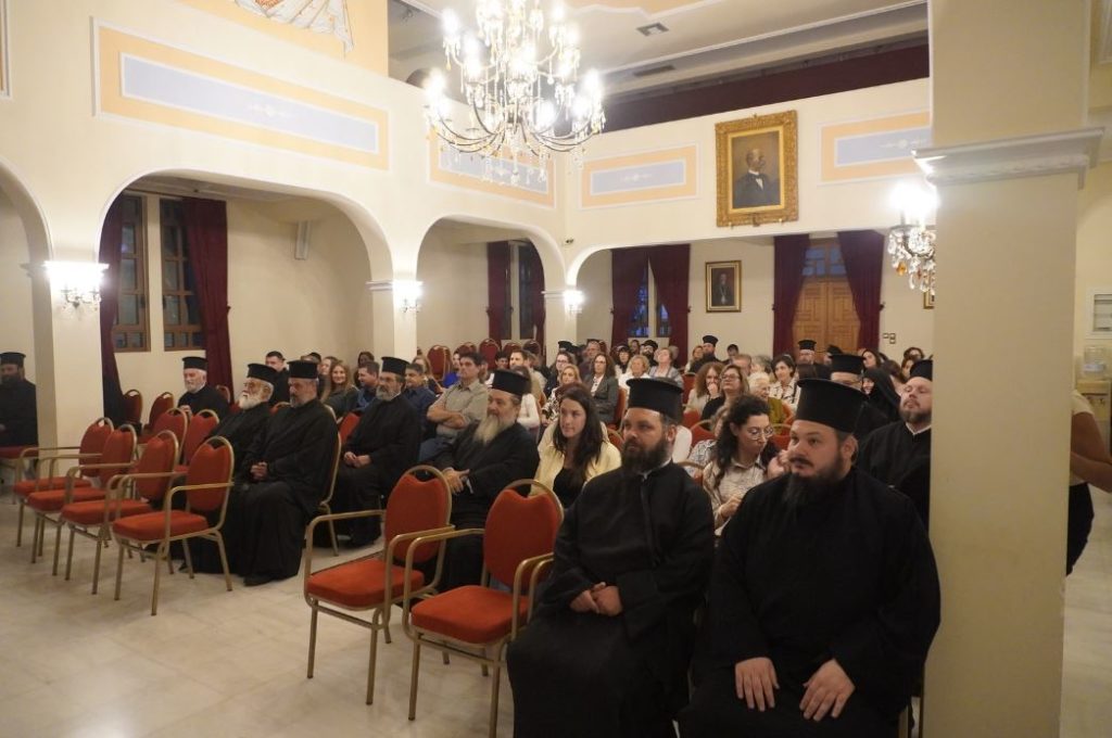 Δεύτερη Σύναξη Κατηχητών πραγματοποιήθηκε στην Ιερά Μητρόπολη Κορίνθου - μια φωτογραφία 3