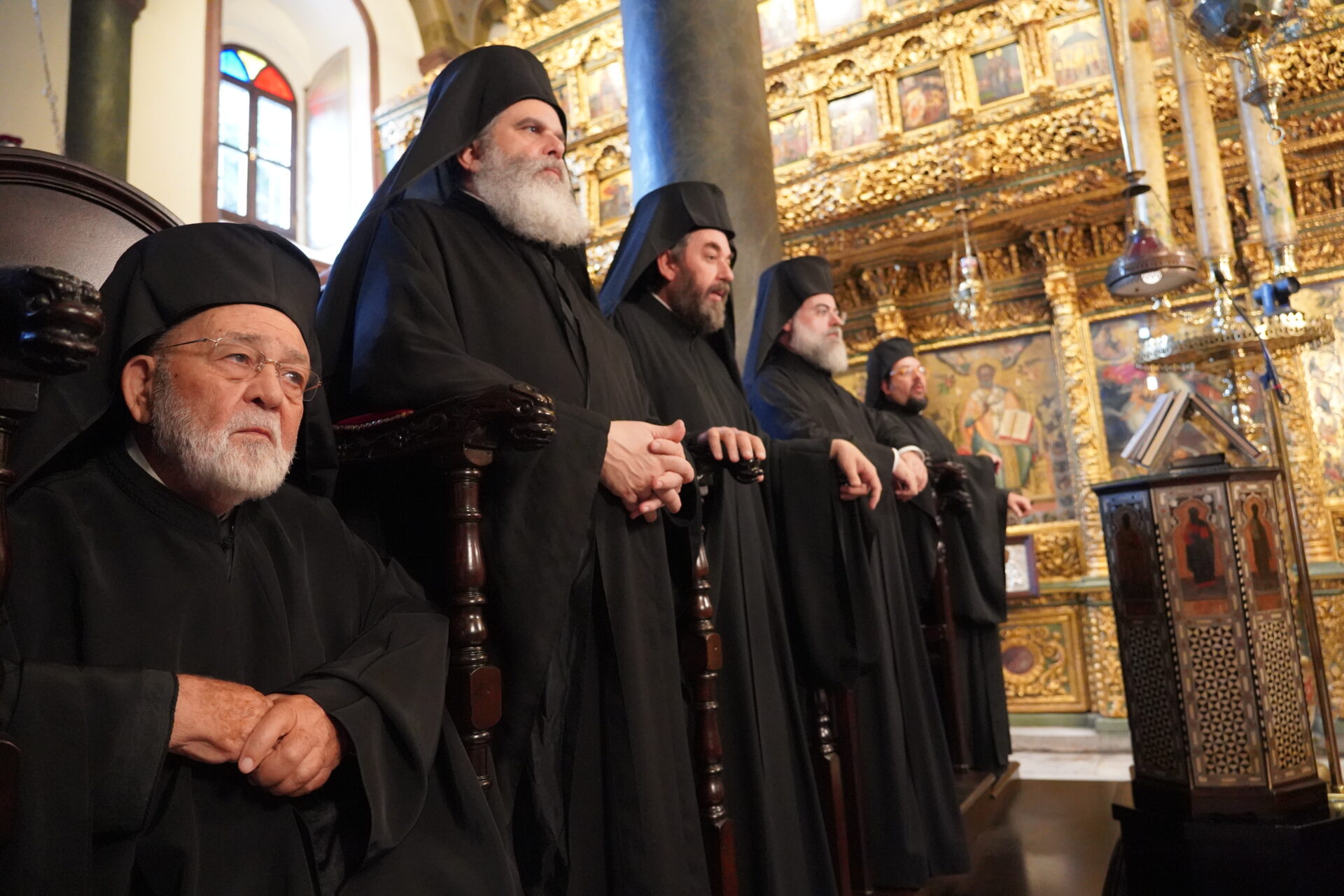 Δεύτερη ημέρα εργασιών της Αγίας και Ιεράς Συνόδου στο Φανάρι - μια φωτογραφία 6
