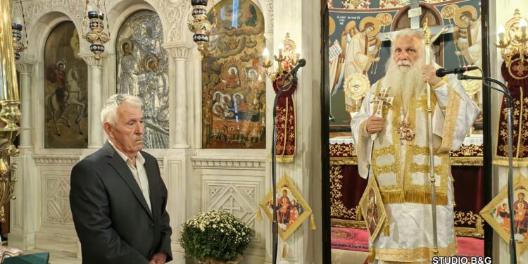 Κοσμοσυρροή στο Ναύπλιο για την Παναγία του Όρους των Ελαιών - μια φωτογραφία 1