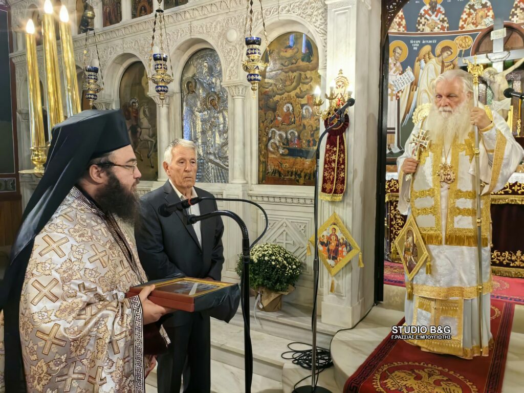 Κοσμοσυρροή στο Ναύπλιο για την Παναγία του Όρους των Ελαιών - μια φωτογραφία 12