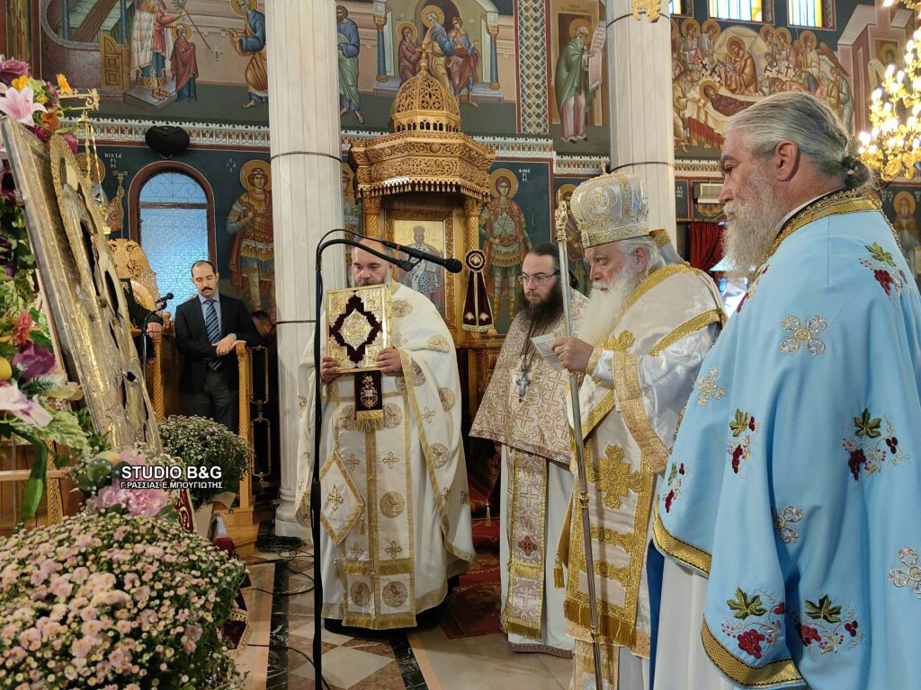 Κοσμοσυρροή στο Ναύπλιο για την Παναγία του Όρους των Ελαιών - μια φωτογραφία 19