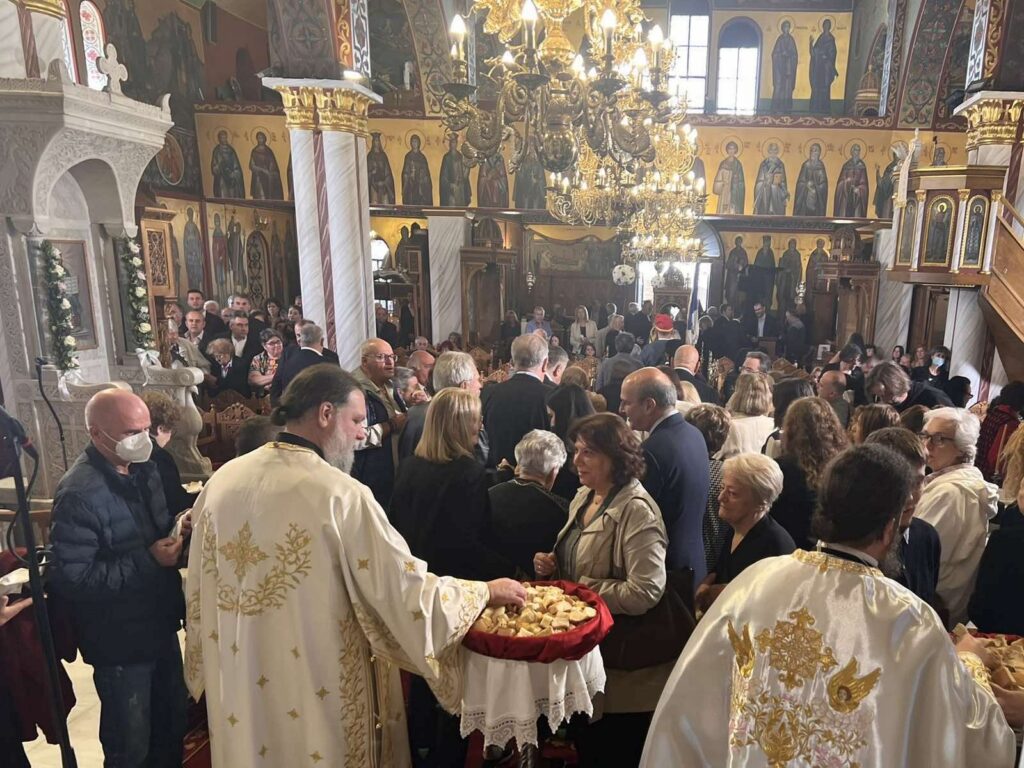 Μαρωνείας Παντελεήμων: «Η Παναγία Βουρλιώτισσα είναι υπόμνηση αγάπης» - μια φωτογραφία 16