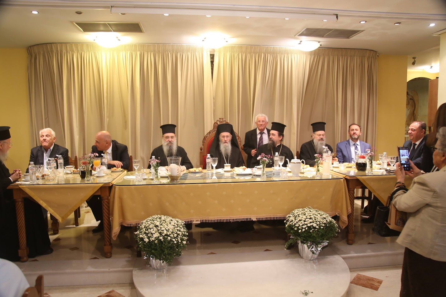 Εορτάστηκαν πανηγυρικά τα ονομαστήρια του Μητροπολίτη Ναυπάκτου Ιεροθέου - μια φωτογραφία 6